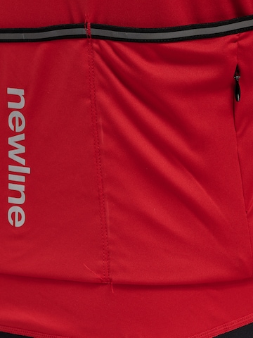 T-Shirt fonctionnel Newline en rouge