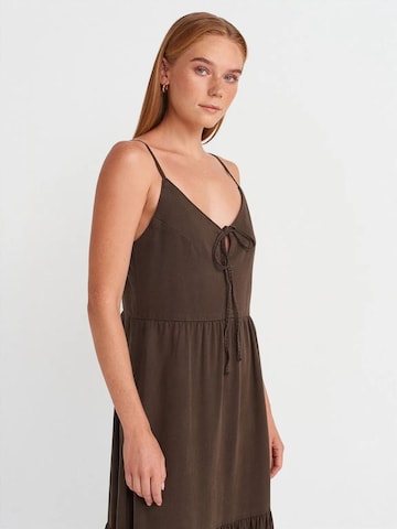 Dilvin Dress in Brown