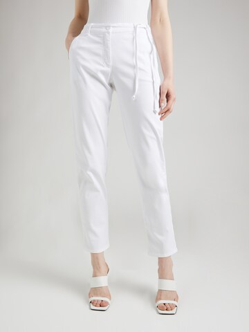 GERRY WEBER Slim fit Chino Pants in White: front