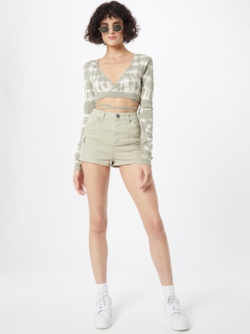 BDG Urban Outfitters Слим Брюки-карго в Зеленый