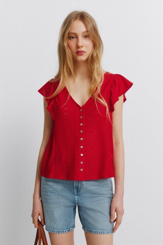 Springfield Blouse in Red: front