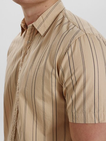 Dxnmxrk Shirt 'DXChe' in Beige