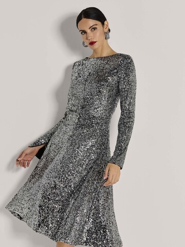Robe de cocktail MADELEINE en gris