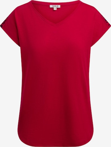 Soccx Ärmelloses V-Shirt mit Logo Print auf den Schultern in Rot: Vorderseite