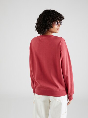 LEVI'S ® Sweatshirt 'Standard Crew' i rød