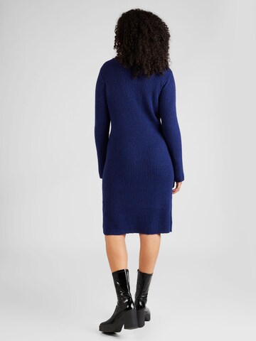 Robes en maille 'BRITANY' Vero Moda Curve en bleu