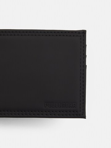 Portofel de la Pull&Bear pe negru