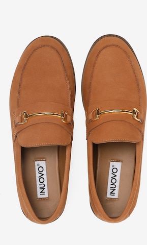 INUOVO Classic Flats in Brown