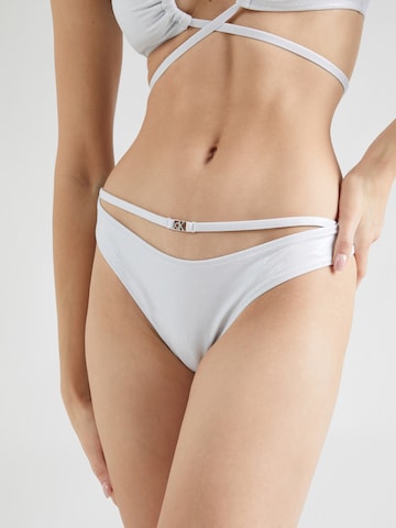 Calvin Klein Swimwear Dół bikini w kolorze biały: przód