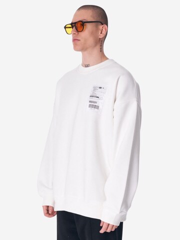 MARTIN VALEN Sweatshirt in White