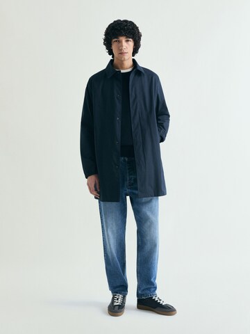 Scalpers Between-seasons parka 'Geller' in Blue: front