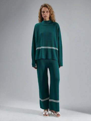 Completo pantalone di My fashion in verde: frontale