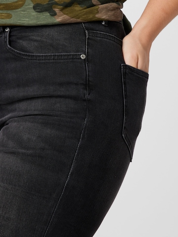 ONLY Carmakoma Skinny Jeans 'Maya' in Schwarz