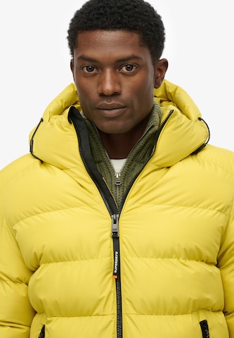 Veste d’hiver Superdry en jaune