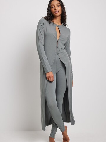 NA-KD Strickjacke in Grau: Vorderseite