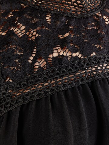 Hailys Pusero 'Da44na' värissä musta