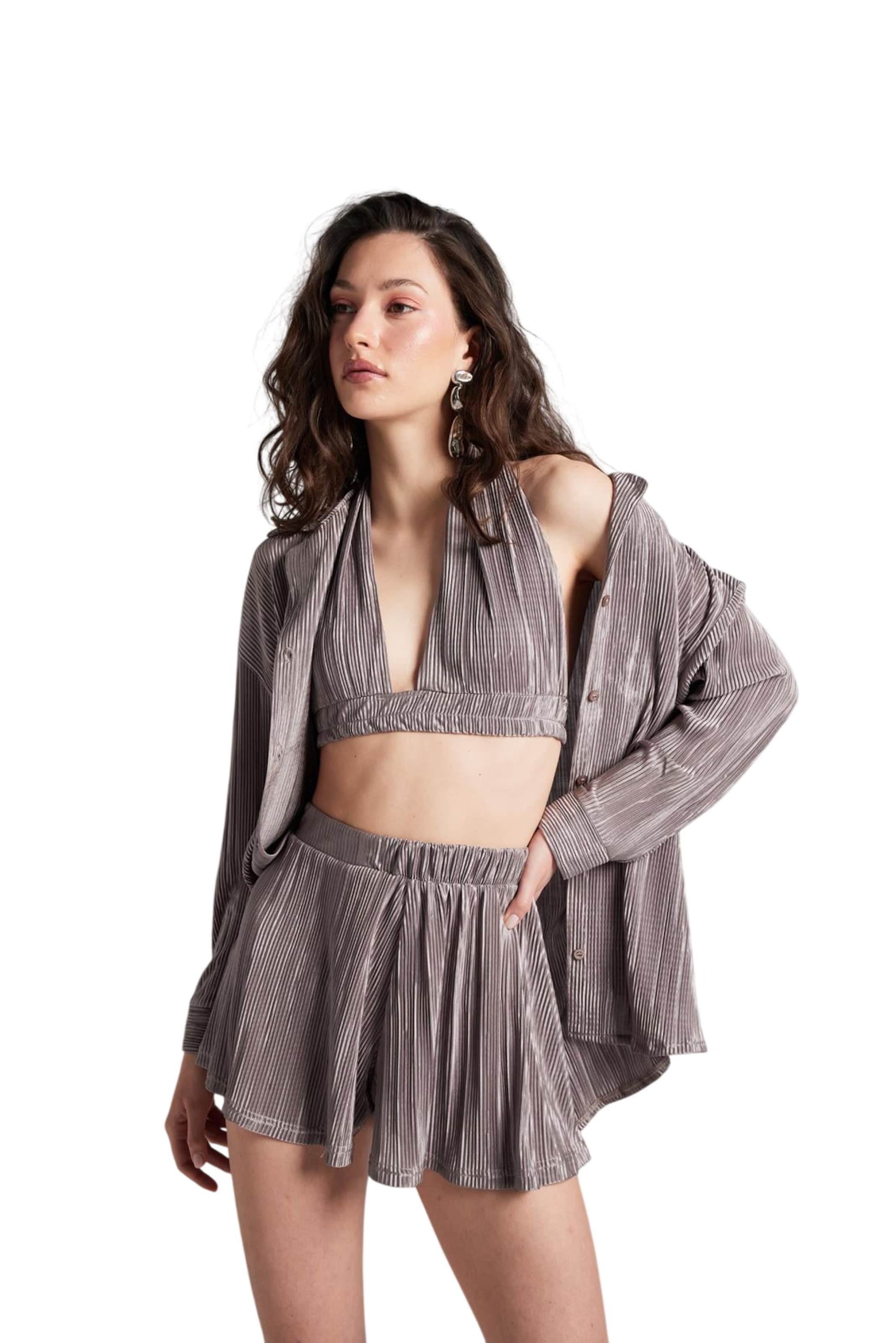 HOLLY LOLLY Top in Grey