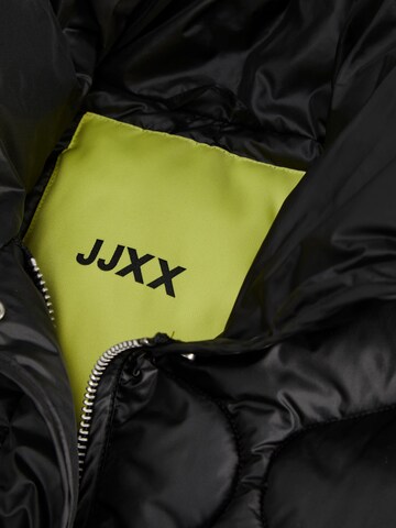 JJXX Between-Seasons Coat in Black