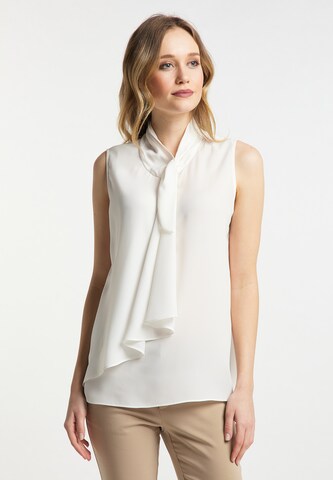 DreiMaster Klassik Blouse in White: front