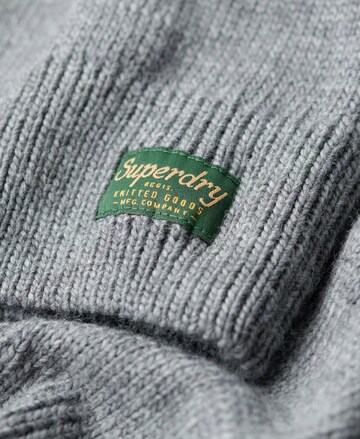 Superdry Pullover in Grau