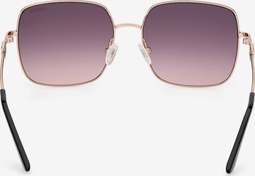 Lunettes de soleil GUESS en noir