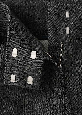 MANGO Flared Jeans 'June' in Schwarz