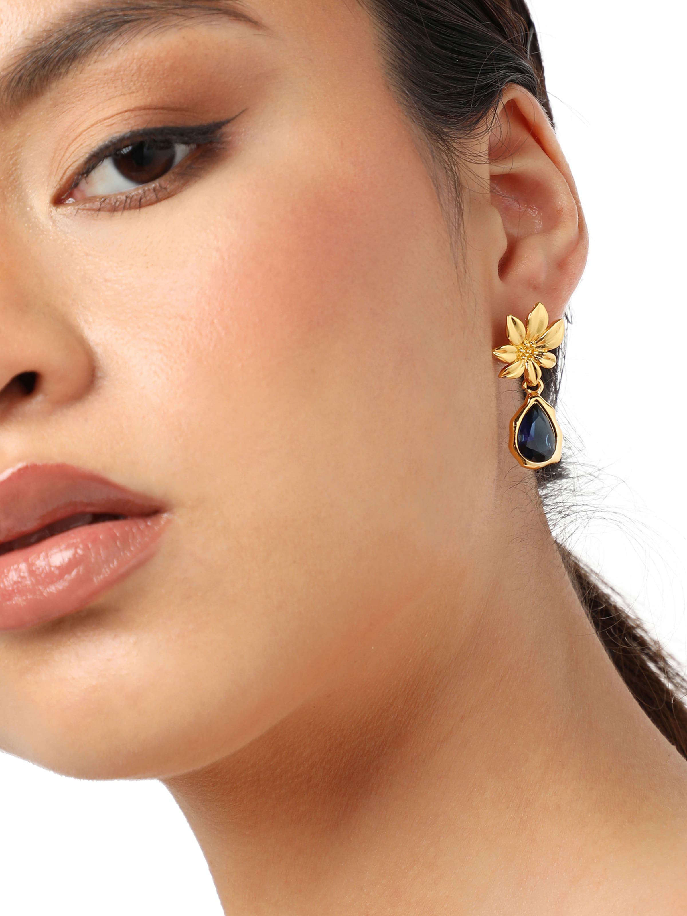 SOHI Fülbevalók 'Sipra' - kék: elől