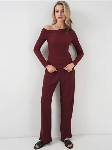 Completo pantalone di Bigdart in rosso: frontale