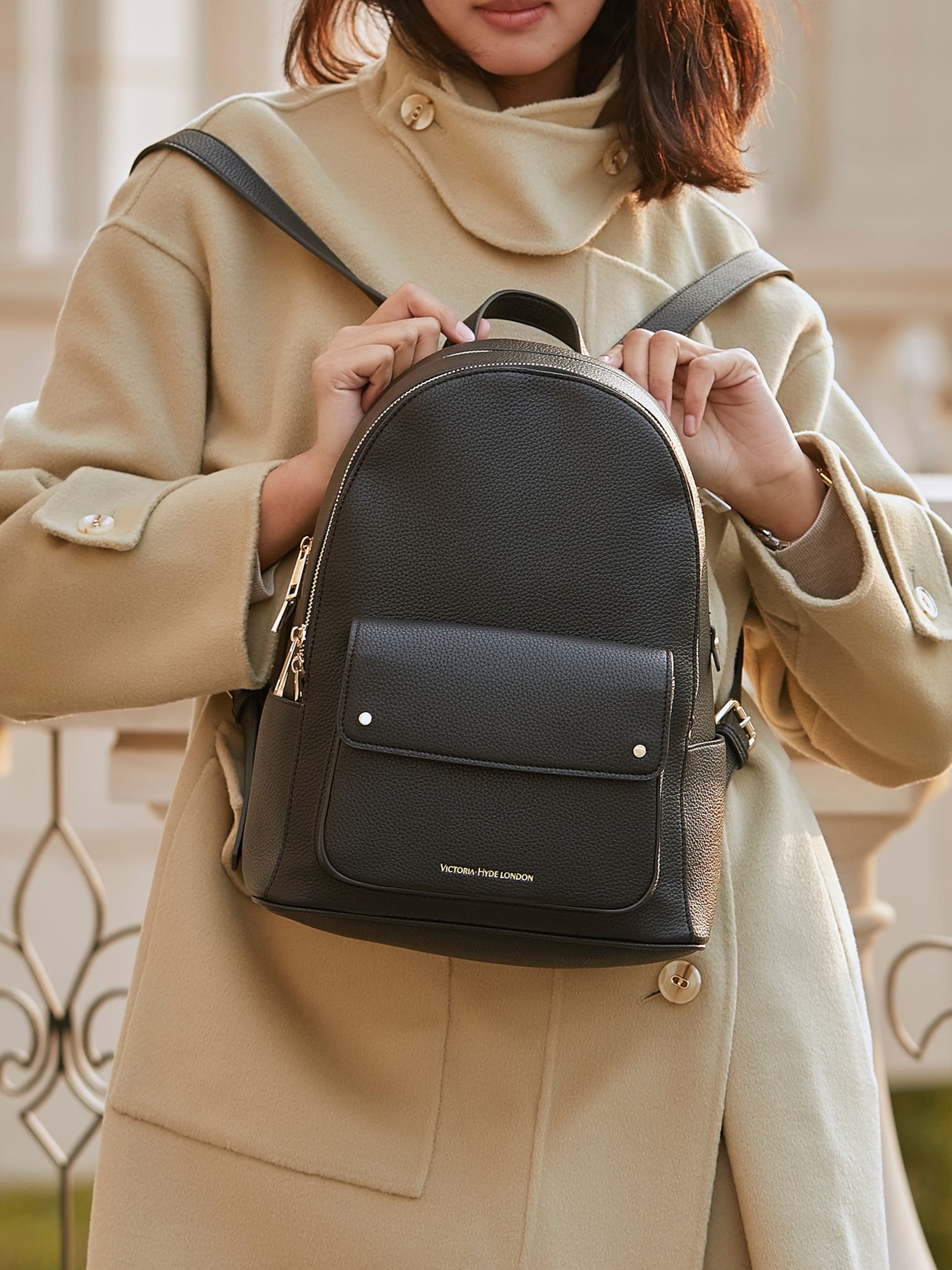 Victoria Hyde Rucksack 'Alexandra' in Schwarz