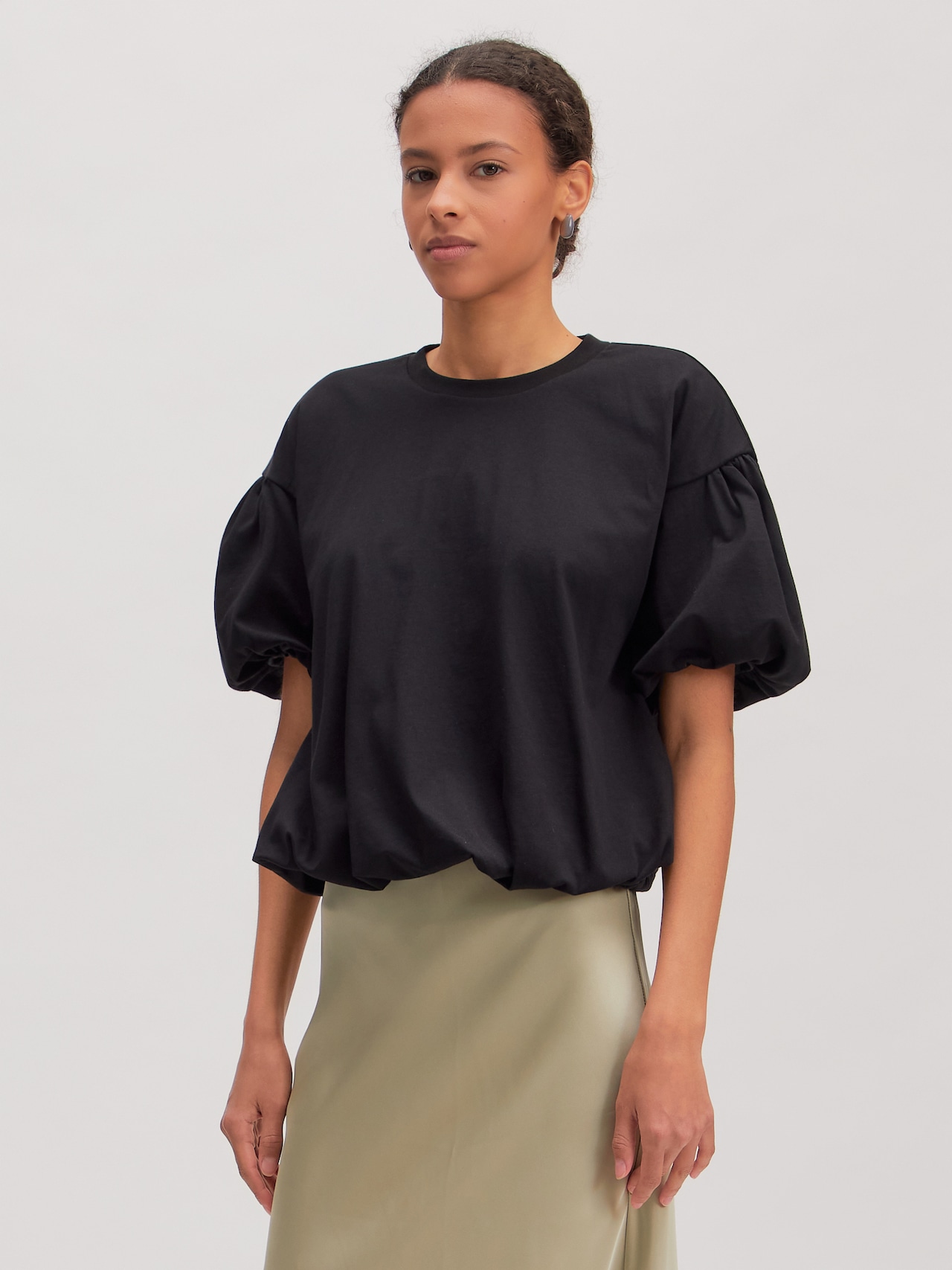 EDITED Producten Shirt 'Eriko' Zwart