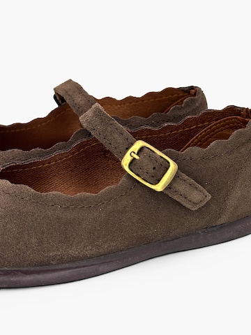 Pisamonas - Zapatos bajos en marrón