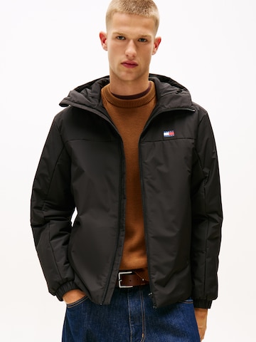 Tommy Jeans Átmeneti dzseki - fekete: elől