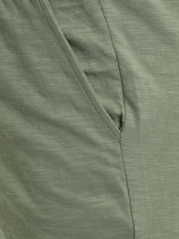 MAMALICIOUS Regular Pants 'IVY' in Green