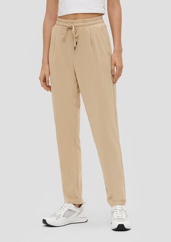 Regular Pantalon à pince QS en beige : devant