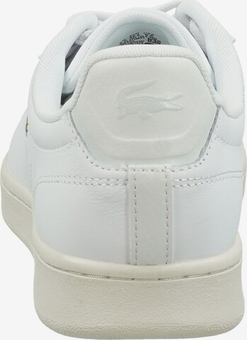 Baskets basses LACOSTE en blanc