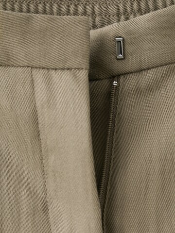 MANGO Wide Leg Suorat housut 'FLUID' värissä vihreä