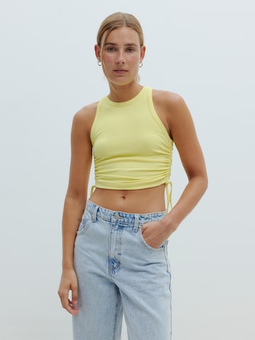 EDITED - Top 'Lovis' em amarelo: frente