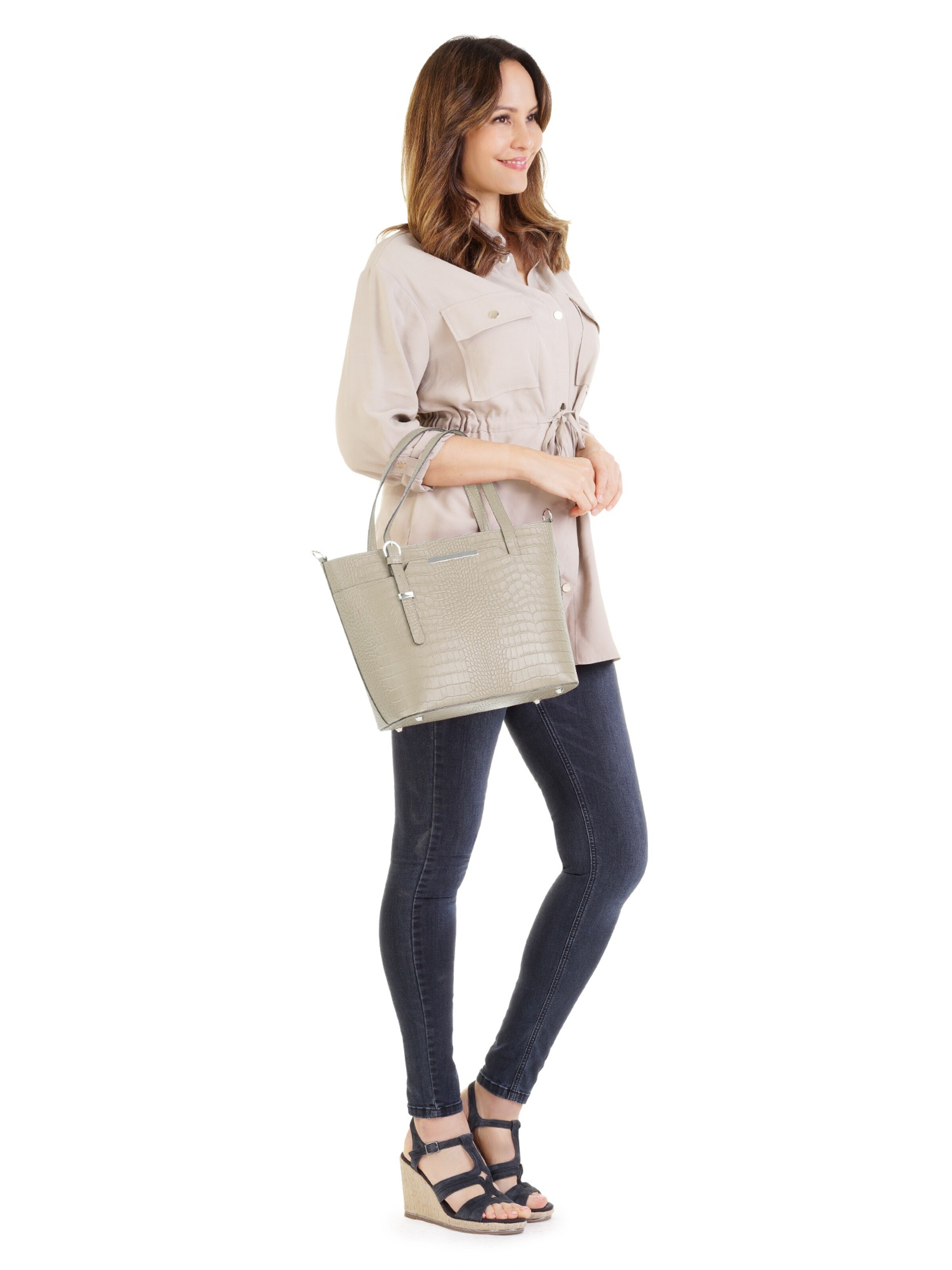 Cluty Handbag in Beige