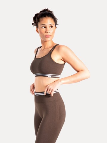 Smilodox Sporttop in Bruin