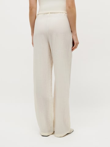 Wide Leg Pantalon à pince 'Thorina' LeGer by Lena Gercke en blanc