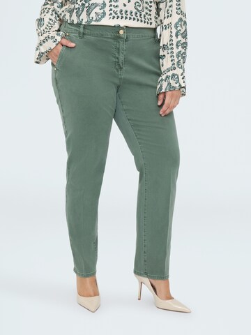 Fiorella Rubino Regular Trousers in Green