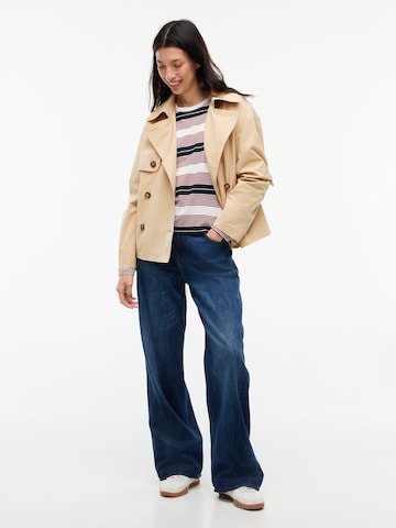 Tommy Jeans Тениска 'ESS' в бяло