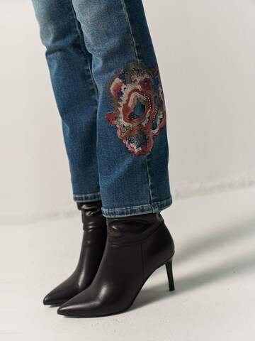 KOROSHI Bootcut Džíny – modrá