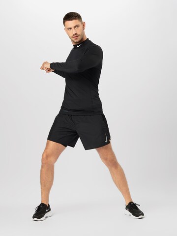 NIKE Regular fit Performance Shirt in Black