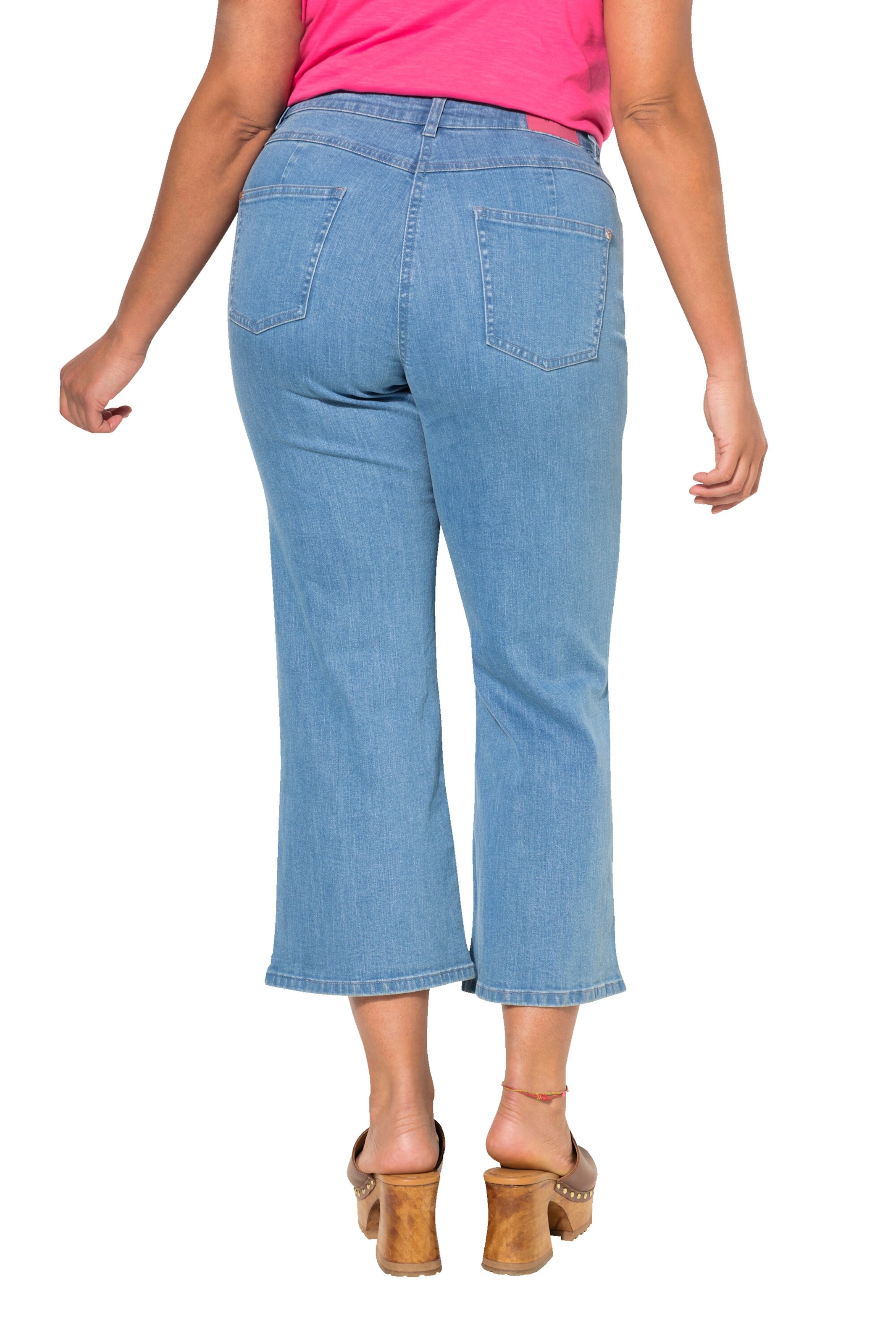 Angel of Style Flared Jeans in Blue