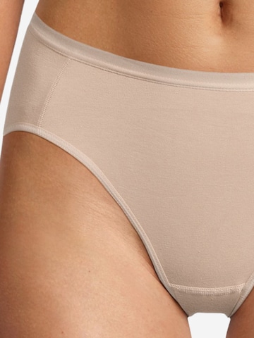 Nina von C. Slip 'Basic'‌ in Beige