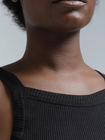 Haut 'Silky Daze' Seamless Basic en noir