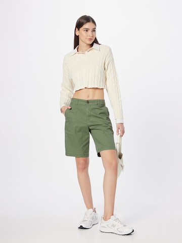 GAP Regular Pants in Green