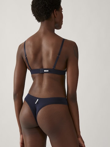 ARMEDANGELS String in Blau