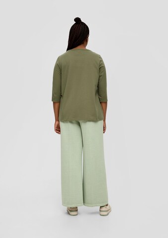 TRIANGLE Shirt in Green